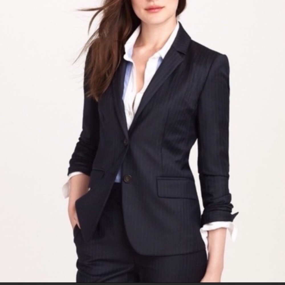 BEAUTIFUL NAVY PINSTRIPED BLAZER FROM JCREW